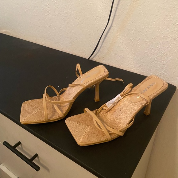 Heels - Picture 2 of 2